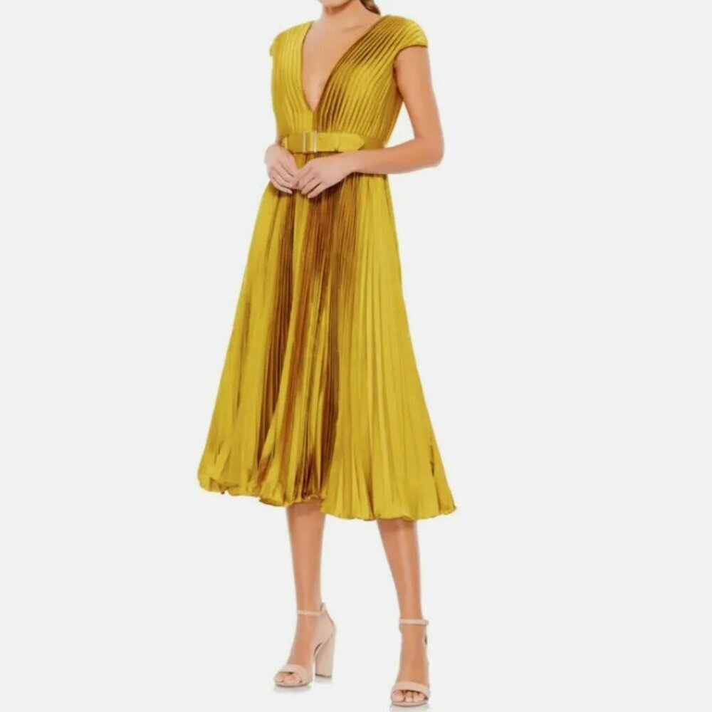 Mac Duggal Pleated Cap Sleeve Belted A Line Satin Midi Gown in Chartreuse‎ Sz 14